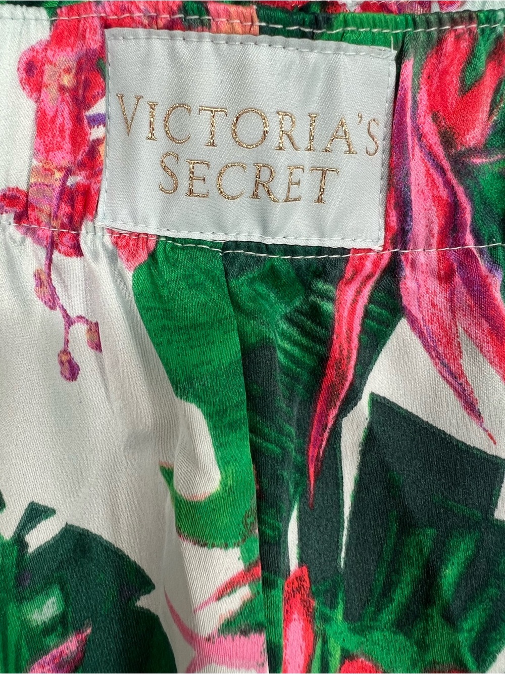 Victoria's Secret Satin Racerback Pajama Set Boxer Shorts Tropical Sz S Vacation - Picture 8 of 12